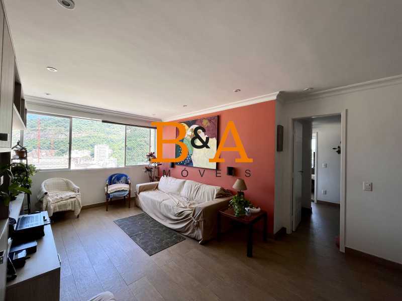 Apartamento à venda com 2 quartos, 90m² - Foto 2