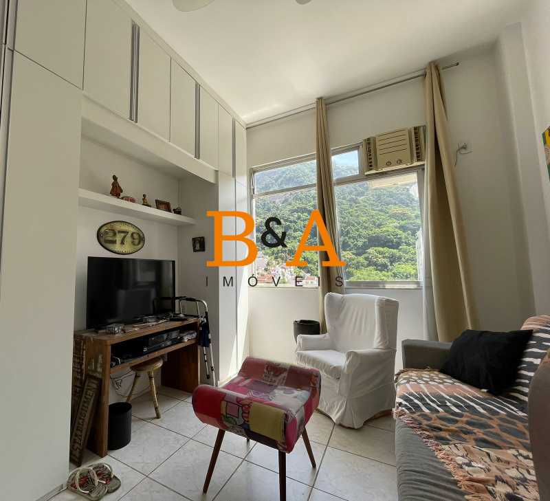 Apartamento à venda com 2 quartos, 62m² - Foto 9