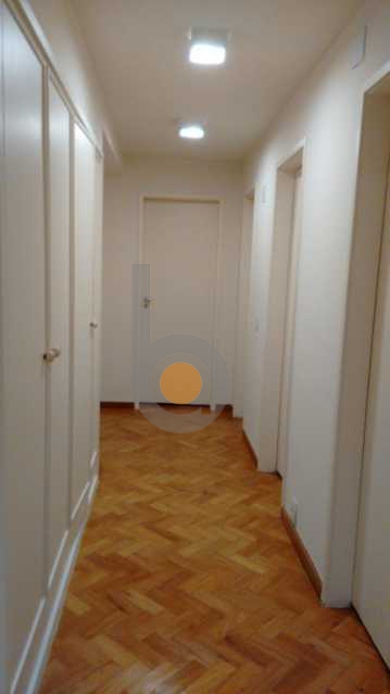 Apartamento à venda com 4 quartos, 280m² - Foto 13