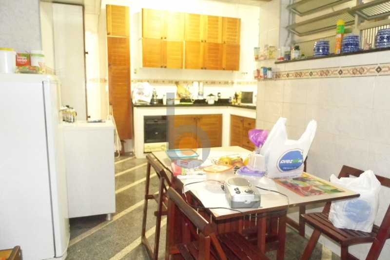 Apartamento à venda com 4 quartos, 280m² - Foto 8