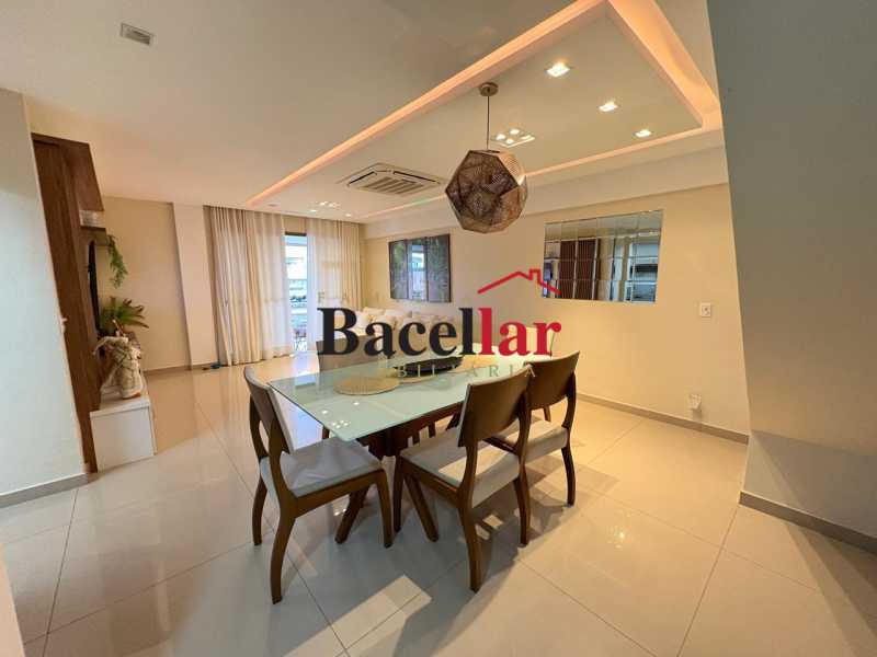 Cobertura, 2 quartos, 145 m² - Foto 1