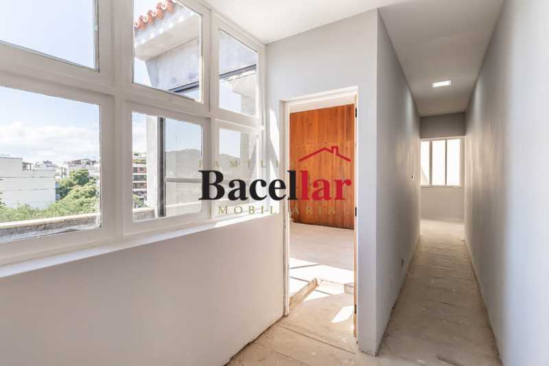 Cobertura, 5 quartos, 250 m² - Foto 4