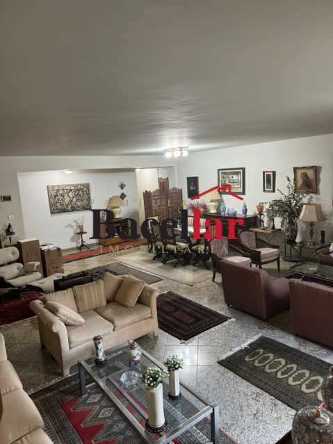 Apartamento, 4 quartos, 210 m² - Foto 1