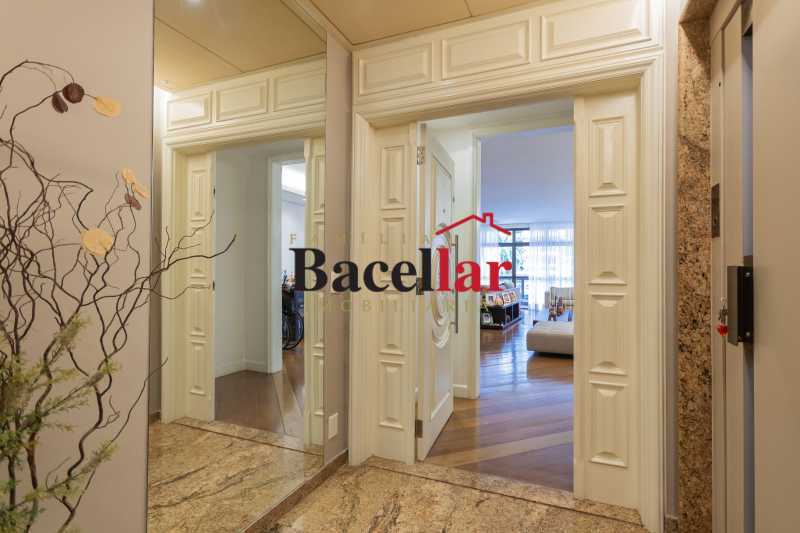 Apartamento, 4 quartos, 340 m² - Foto 2