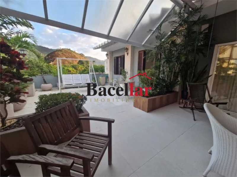 Cobertura, 3 quartos, 130 m² - Foto 1