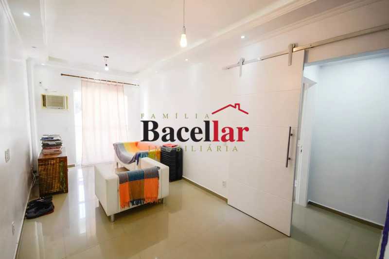Apartamento, 1 quarto, 60 m² - Foto 1