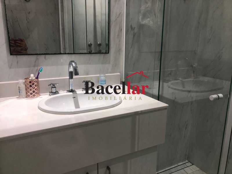 Apartamento, 3 quartos, 235 m² - Foto 11