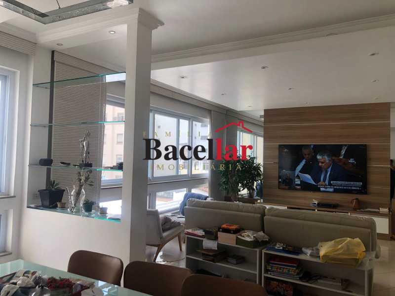 Apartamento, 3 quartos, 235 m² - Foto 3