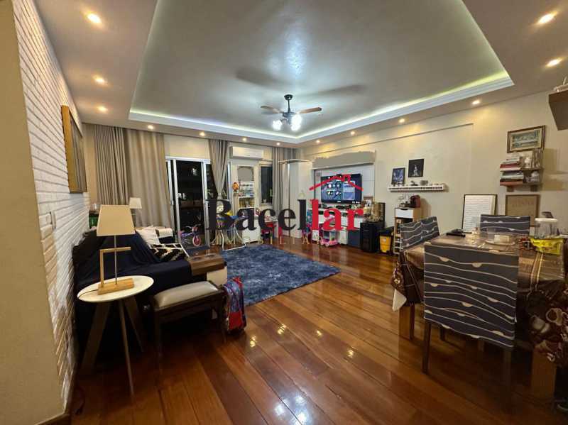 Apartamento, 3 quartos, 121 m² - Foto 1