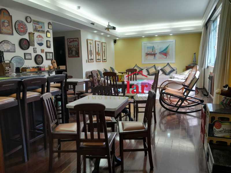 Apartamento, 4 quartos, 242 m² - Foto 1