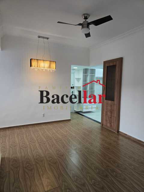 Apartamento, 3 quartos, 93 m² - Foto 2