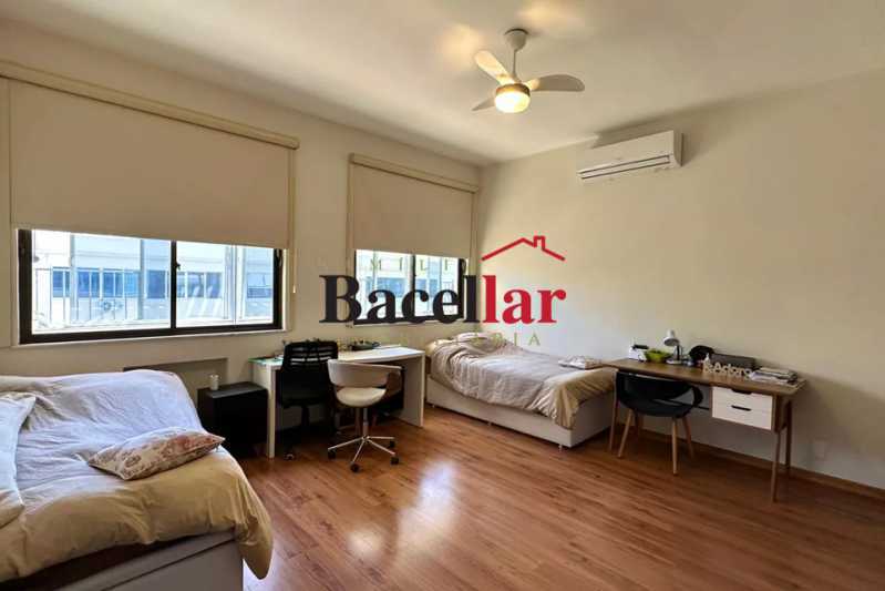 Cobertura, 4 quartos, 226 m² - Foto 11