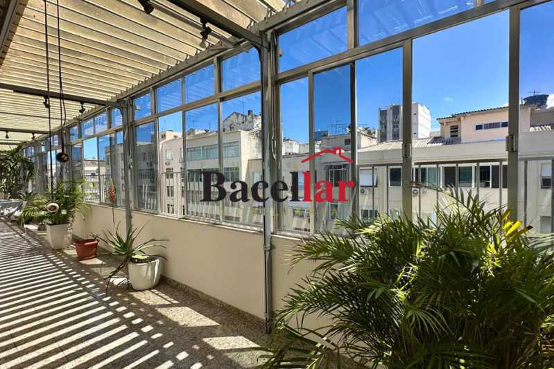 Cobertura, 4 quartos, 226 m² - Foto 1