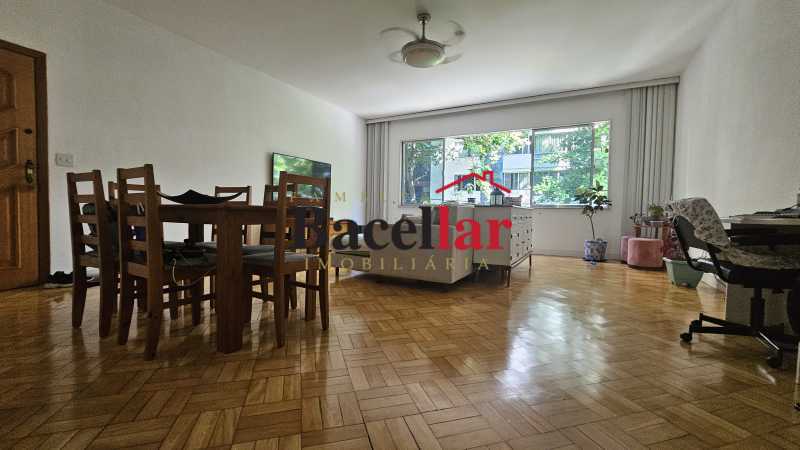 Apartamento, 3 quartos, 156 m² - Foto 3