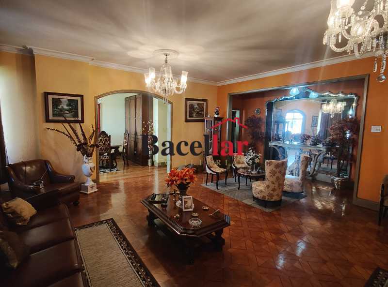 Apartamento, 4 quartos, 182 m² - Foto 1