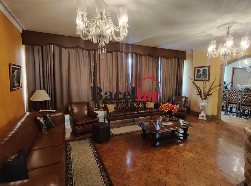 Apartamento, 4 quartos, 182 m² - Foto 2