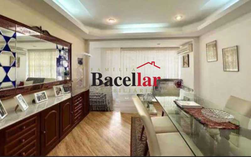 Apartamento, 3 quartos, 170 m² - Foto 2