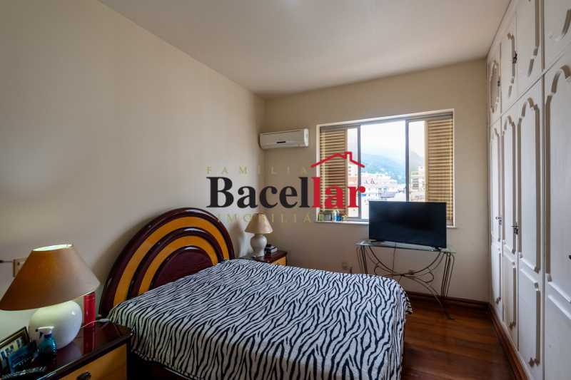 Apartamento, 3 quartos, 230 m² - Foto 13