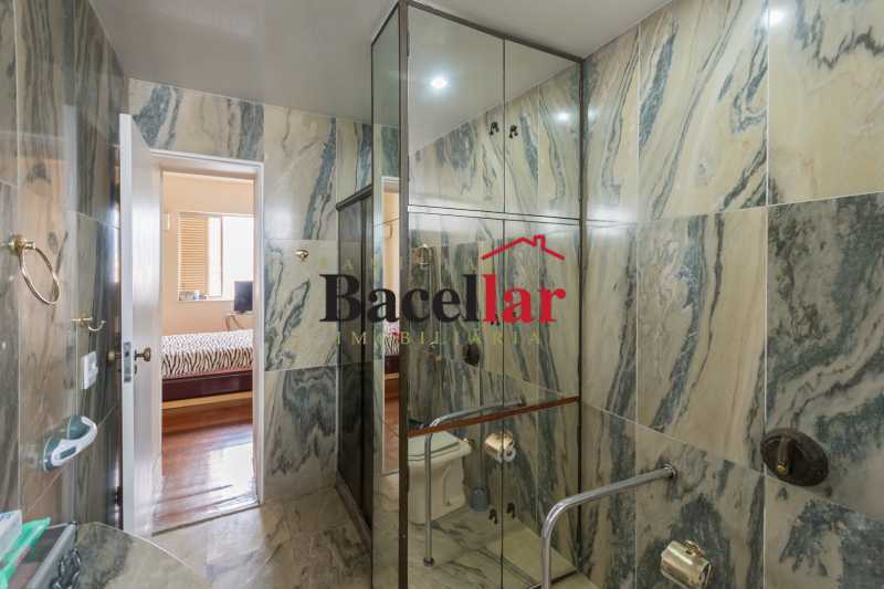 Apartamento, 3 quartos, 230 m² - Foto 18