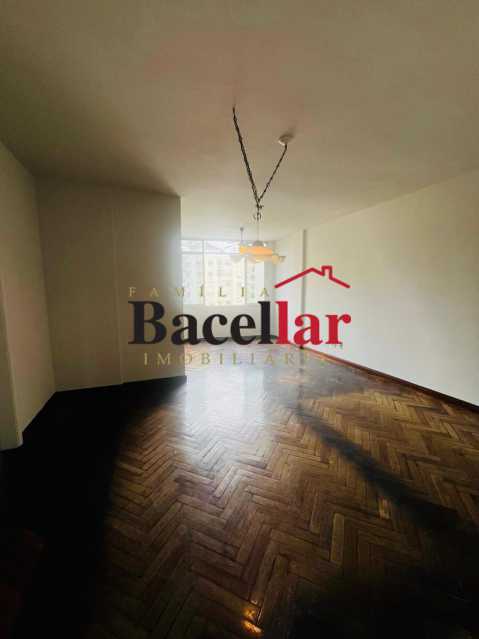 Apartamento, 3 quartos, 129 m² - Foto 2