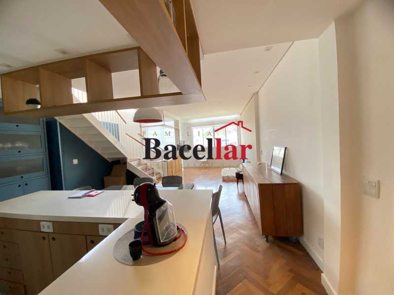 Cobertura, 2 quartos, 210 m² - Foto 3