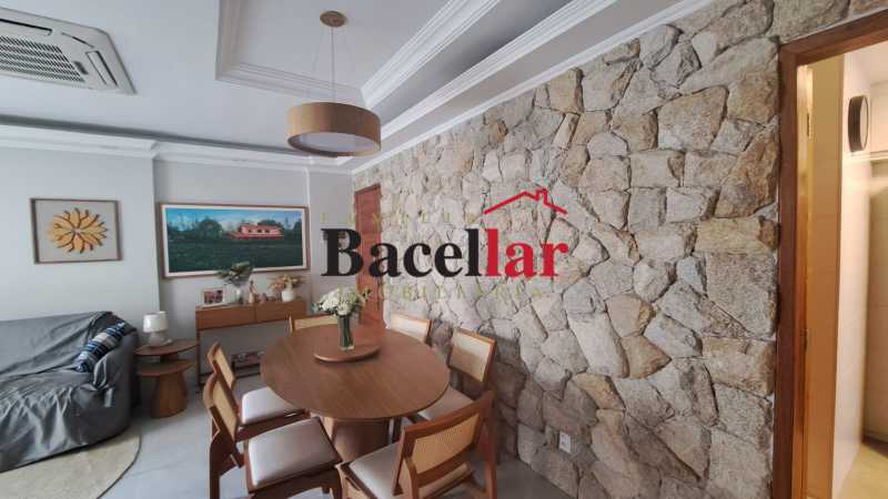 Apartamento, 3 quartos, 118 m² - Foto 2