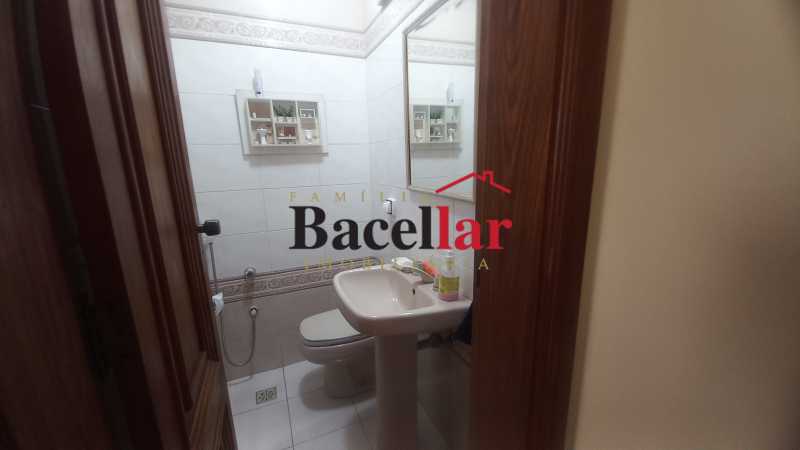 Casa, 3 quartos, 226 m² - Foto 29