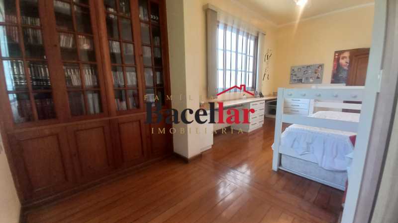 Casa, 3 quartos, 226 m² - Foto 10