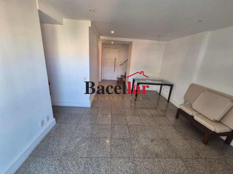 Cobertura, 3 quartos, 212 m² - Foto 14