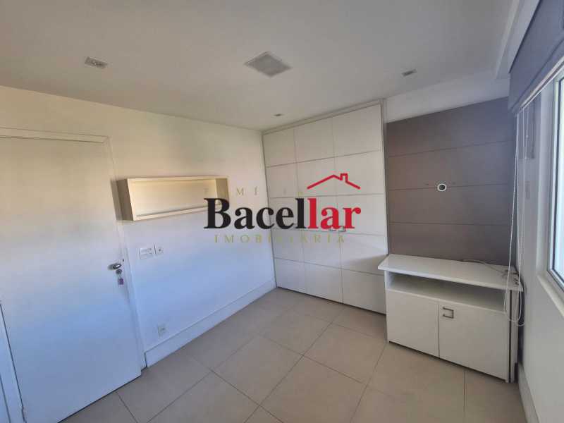 Cobertura, 3 quartos, 212 m² - Foto 16