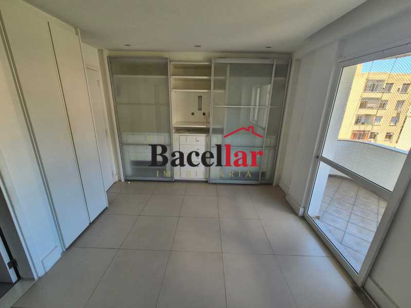 Cobertura, 3 quartos, 212 m² - Foto 19