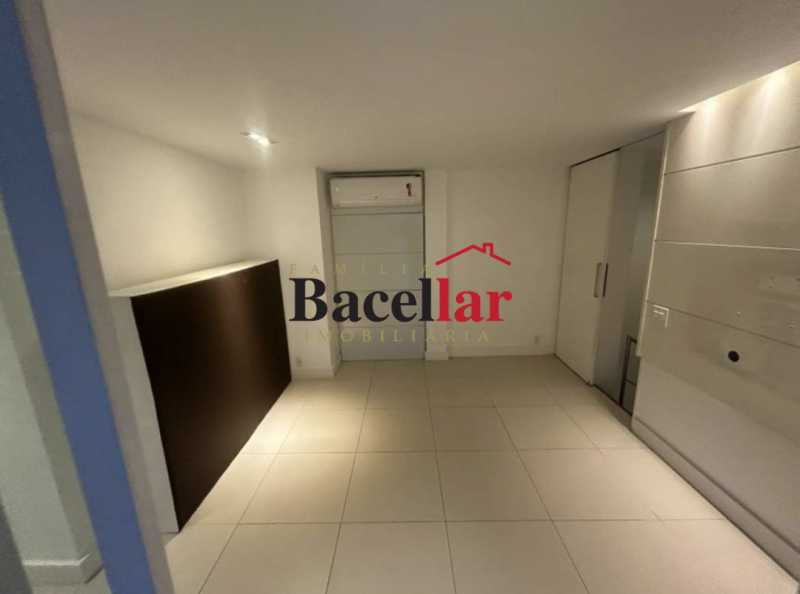Cobertura, 3 quartos, 212 m² - Foto 10
