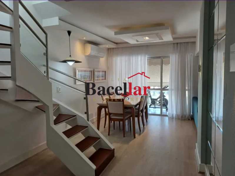 Cobertura, 3 quartos, 160 m² - Foto 1