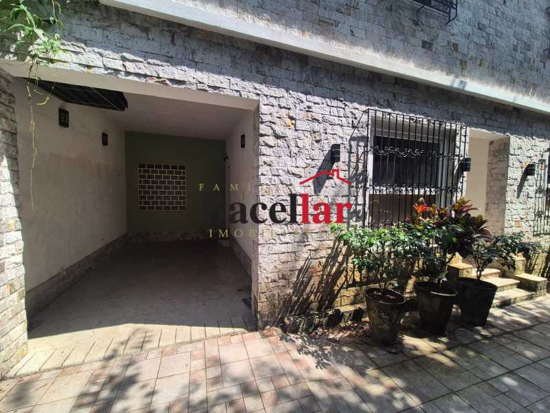 Casa, 4 quartos, 137 m² - Foto 1