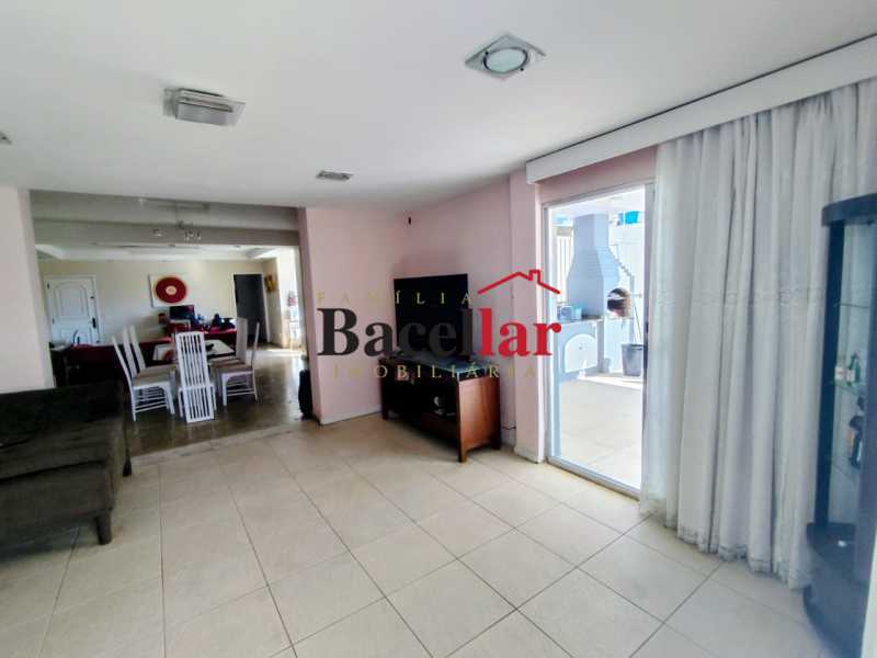 Cobertura, 3 quartos, 232 m² - Foto 6