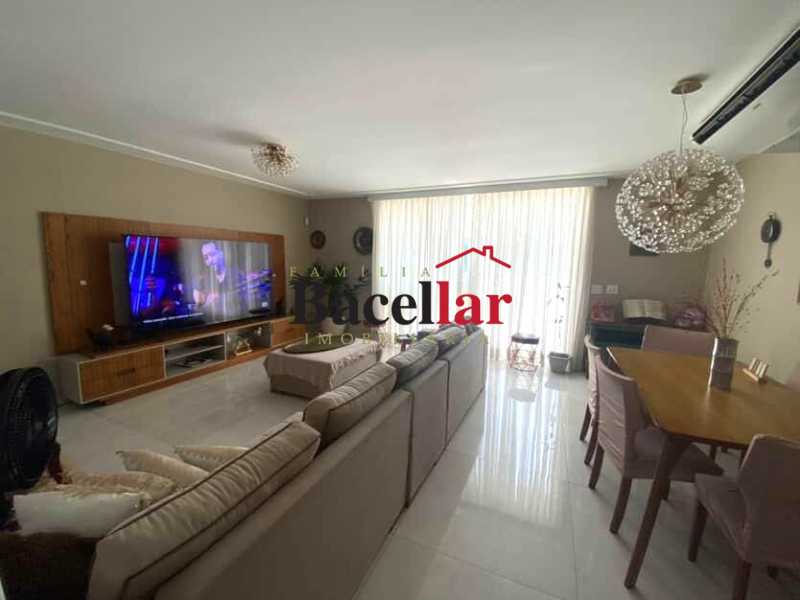 Casa, 4 quartos, 303 m² - Foto 2