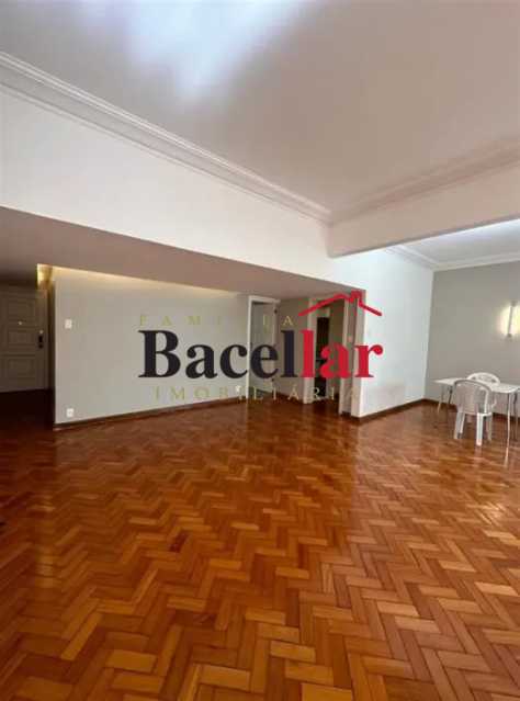 Apartamento, 4 quartos, 190 m² - Foto 2
