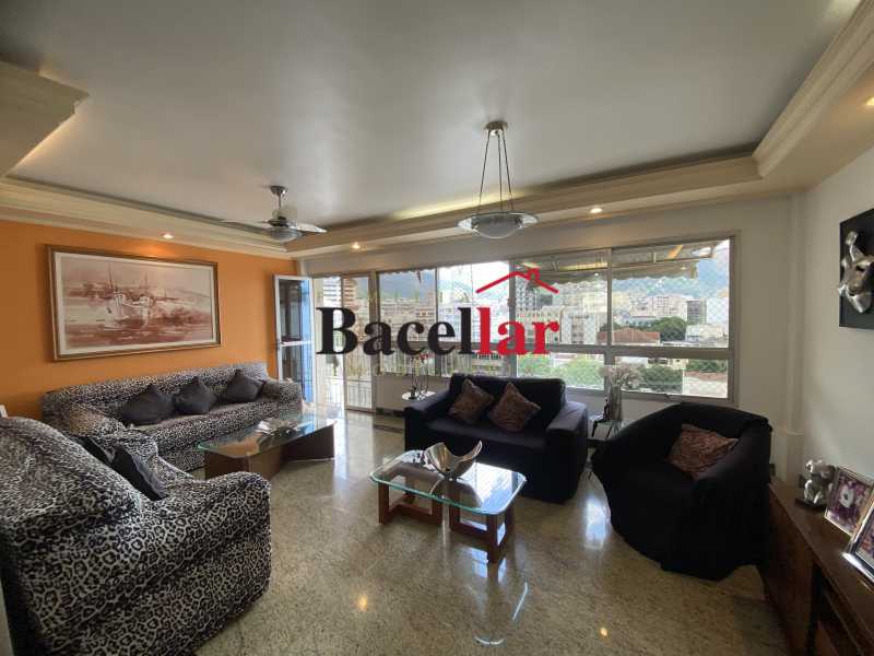 Apartamento, 3 quartos, 145 m² - Foto 3