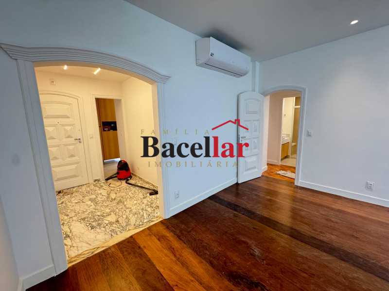 Apartamento, 3 quartos, 135 m² - Foto 5