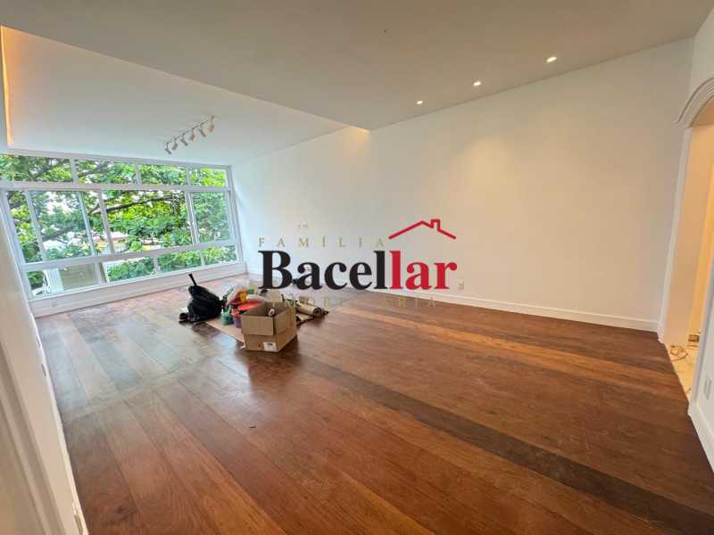 Apartamento, 3 quartos, 135 m² - Foto 6