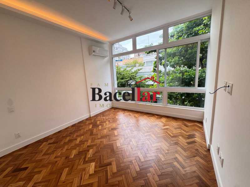 Apartamento, 3 quartos, 135 m² - Foto 8