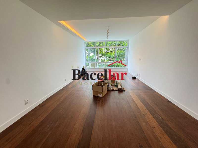 Apartamento, 3 quartos, 135 m² - Foto 19