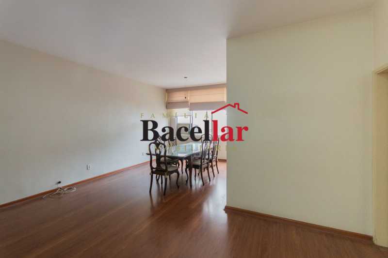 Apartamento, 3 quartos, 122 m² - Foto 1
