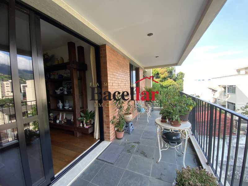 Apartamento, 4 quartos, 147 m² - Foto 2