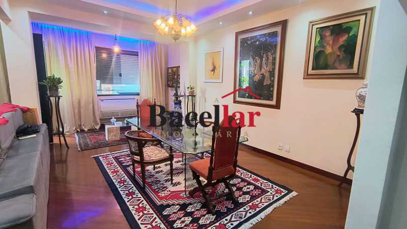 Apartamento, 3 quartos, 182 m² - Foto 1