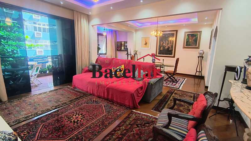 Apartamento, 3 quartos, 182 m² - Foto 2