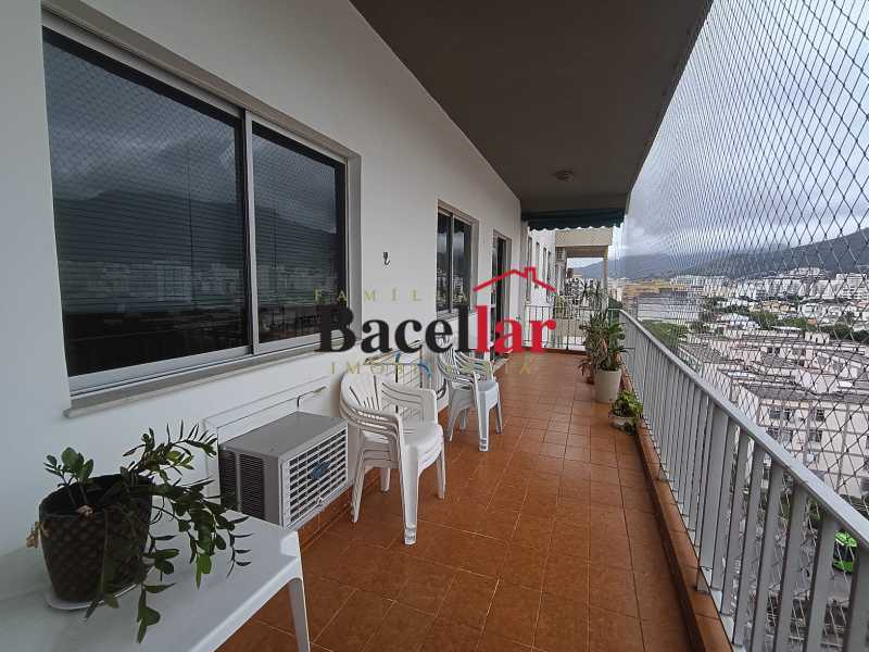 Apartamento, 2 quartos, 75 m² - Foto 2