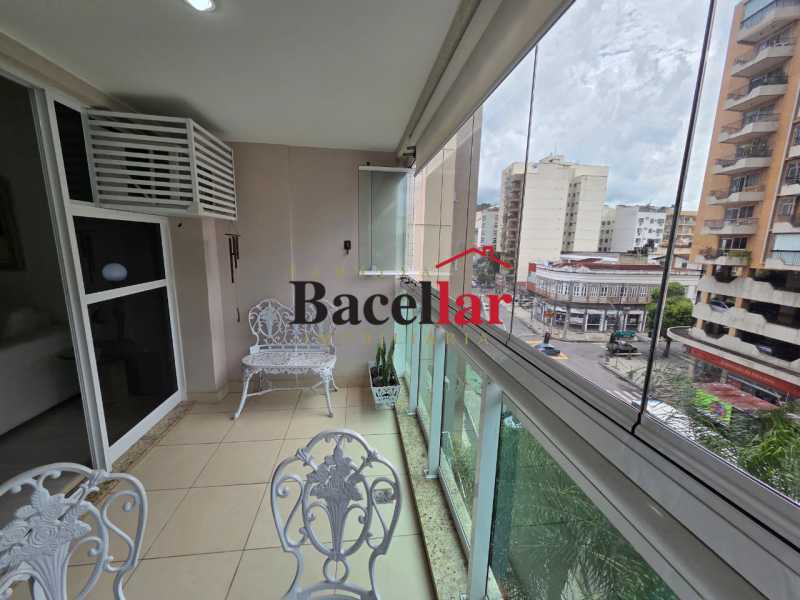 Apartamento, 3 quartos, 98 m² - Foto 1