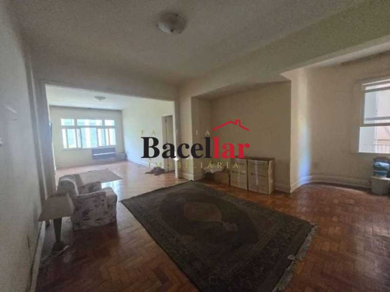 Apartamento, 3 quartos, 155 m² - Foto 1