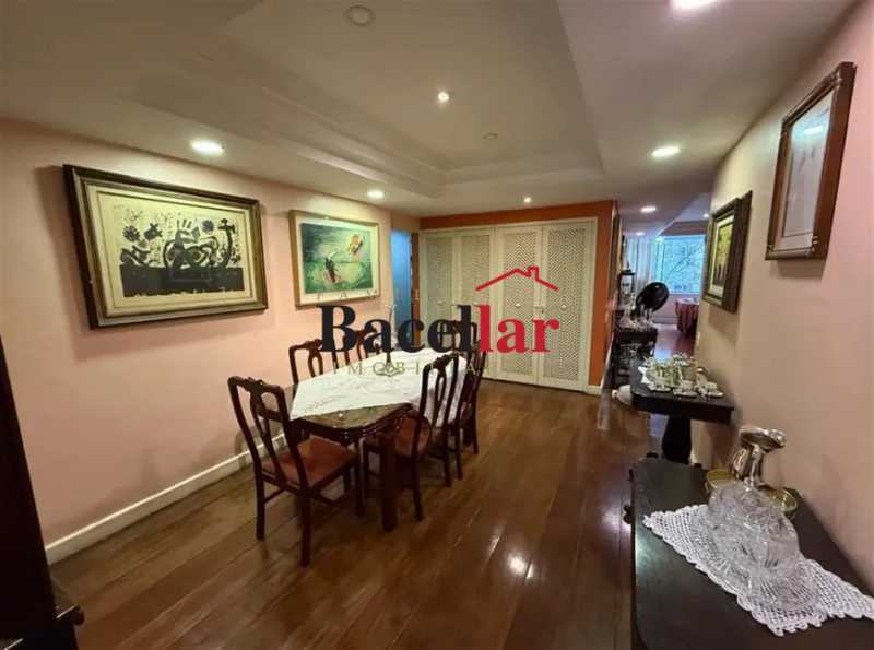 Apartamento, 3 quartos, 224 m² - Foto 8
